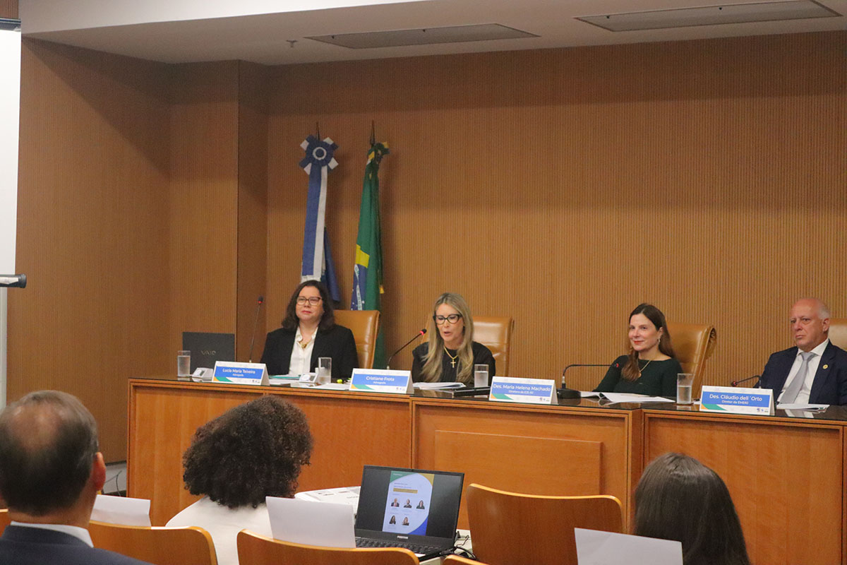 Fórum "Eleições em Transformação: o que esperar do Novo Código Eleitoral"? - Foto 24