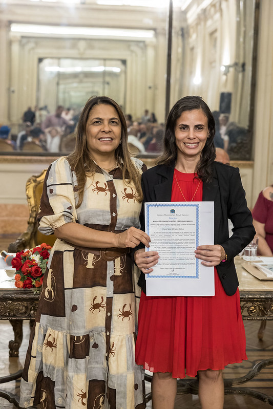 Entrega de moções para profissionais de Artes Marciais - 07/10/2025 (Por Câmara Municipal de Vereadores / Fotos: Cicero Rodrigues/CMRJ & Ascom Vereadora Tânia Bastos / Fotos: Sandro Diniz) - Foto 47