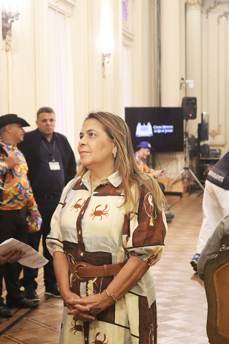 Entrega de moções para profissionais de Artes Marciais - 07/10/2025 (Por Câmara Municipal de Vereadores / Fotos: Cicero Rodrigues/CMRJ & Ascom Vereadora Tânia Bastos / Fotos: Sandro Diniz) - Foto 72