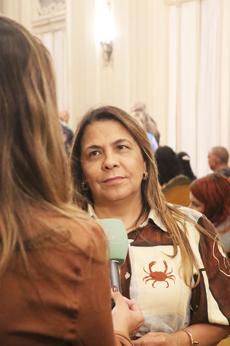 Entrega de moções para profissionais de Artes Marciais - 07/10/2025 (Por Câmara Municipal de Vereadores / Fotos: Cicero Rodrigues/CMRJ & Ascom Vereadora Tânia Bastos / Fotos: Sandro Diniz) - Foto 78