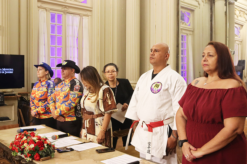 Câmara do Rio homenageia voluntários e profissionais que transformam vidas | Ação social e esportiva