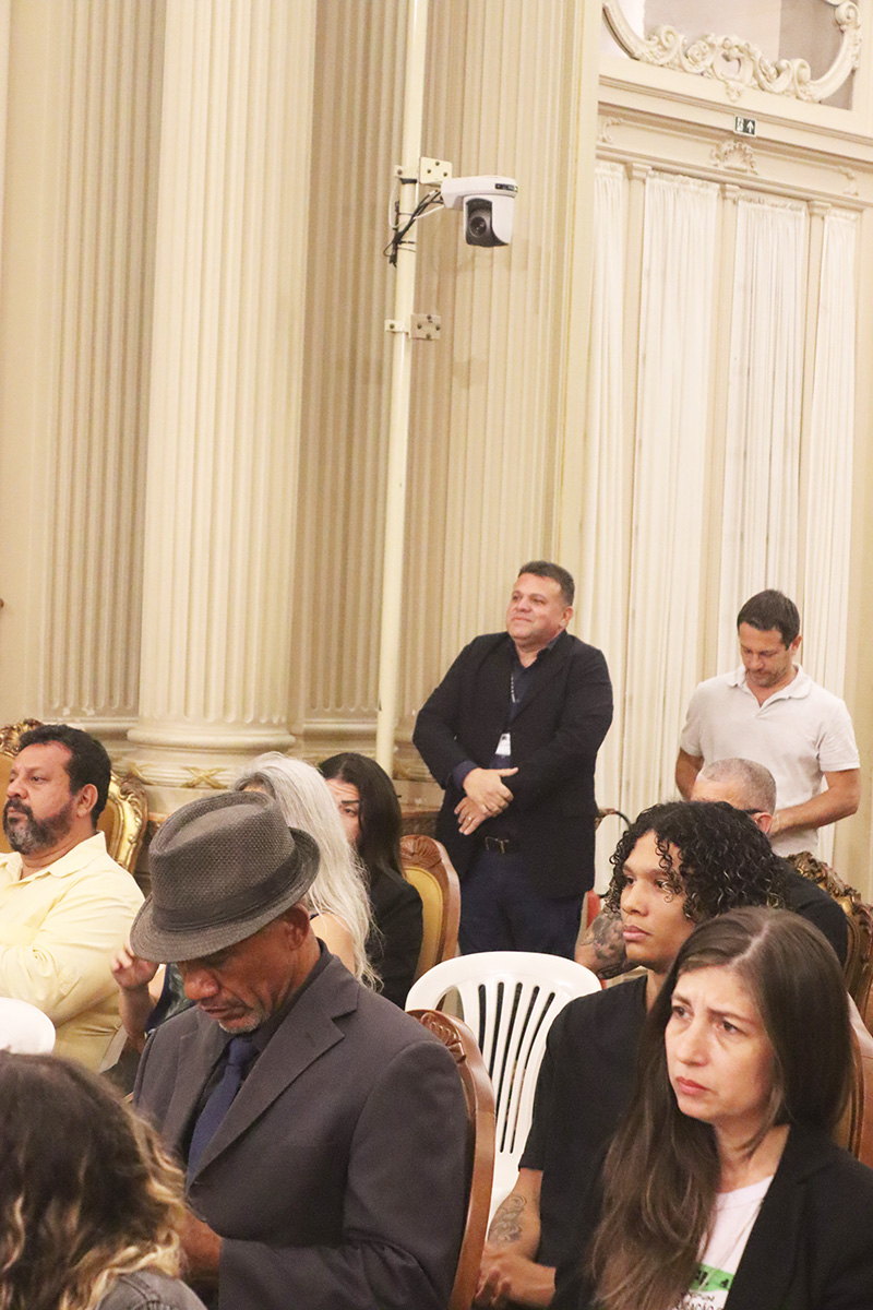 Entrega de moções para profissionais de Artes Marciais - 07/10/2025 (Por Câmara Municipal de Vereadores / Fotos: Cicero Rodrigues/CMRJ & Ascom Vereadora Tânia Bastos / Fotos: Sandro Diniz) - Foto 106