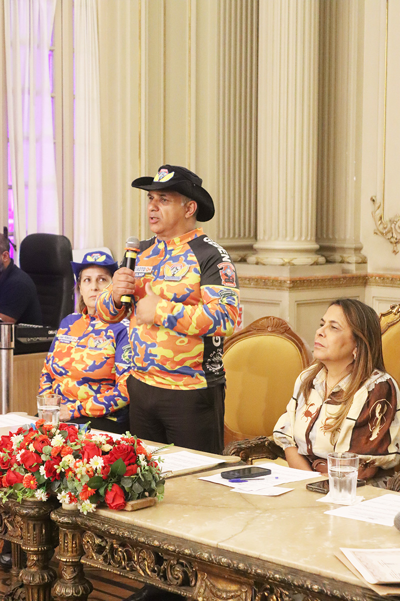 Entrega de moções para profissionais de Artes Marciais - 07/10/2025 (Por Câmara Municipal de Vereadores / Fotos: Cicero Rodrigues/CMRJ & Ascom Vereadora Tânia Bastos / Fotos: Sandro Diniz) - Foto 126