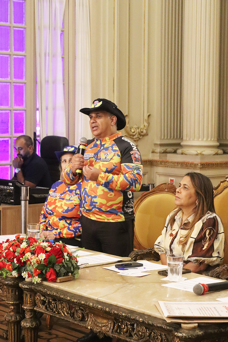 Entrega de moções para profissionais de Artes Marciais - 07/10/2025 (Por Câmara Municipal de Vereadores / Fotos: Cicero Rodrigues/CMRJ & Ascom Vereadora Tânia Bastos / Fotos: Sandro Diniz) - Foto 127