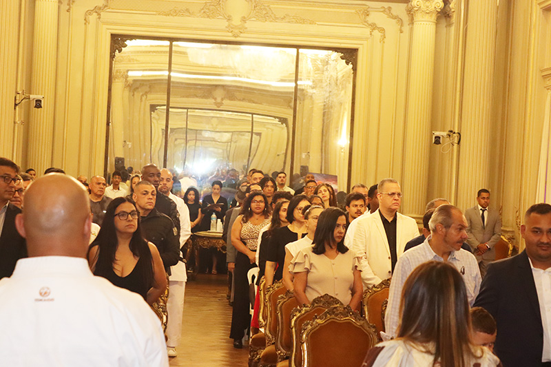 Entrega de moções para profissionais de Artes Marciais - 07/10/2025 (Por Câmara Municipal de Vereadores / Fotos: Cicero Rodrigues/CMRJ & Ascom Vereadora Tânia Bastos / Fotos: Sandro Diniz) - Foto 196