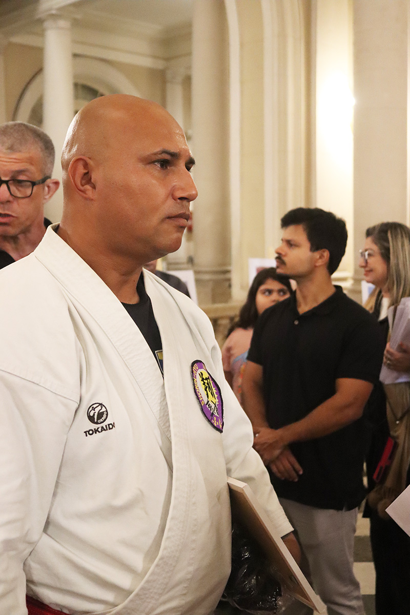 Entrega de moções para profissionais de Artes Marciais - 07/10/2025 (Por Câmara Municipal de Vereadores / Fotos: Cicero Rodrigues/CMRJ & Ascom Vereadora Tânia Bastos / Fotos: Sandro Diniz) - Foto 206