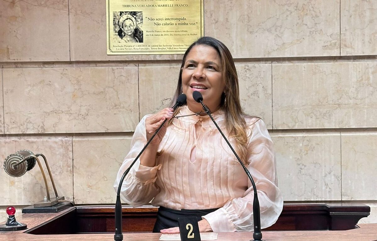 Quem é Tânia Bastos?