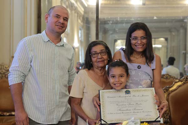 Solenidade de entrega do Titulo de Cidadã Benemérita à Senhora Francilene Torraca – Fotos Sandro Diniz e Eduardo Barreto