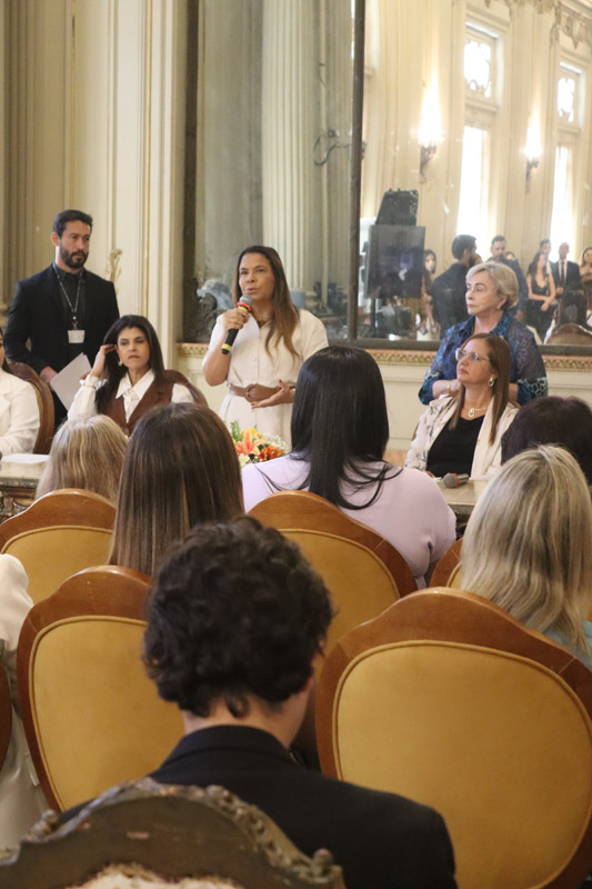 Entrega de Moções à Mulheres Líderes que Inspiram em vários setores político, econômico, social e religioso - Foto: Maria Raiane de Olivera e Adriana Andrade/CMRJ - Sandro Diniz Ascom - Foto 82