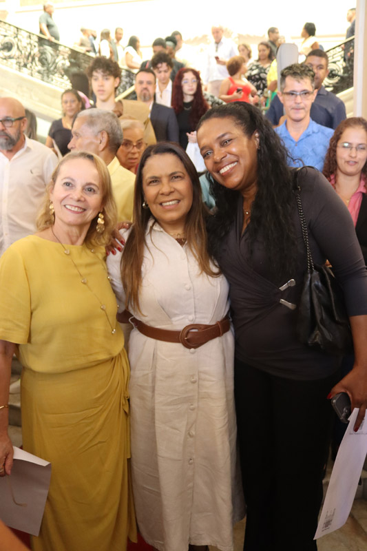 Entrega de Moções à Mulheres Líderes que Inspiram em vários setores político, econômico, social e religioso - Foto: Maria Raiane de Olivera e Adriana Andrade/CMRJ - Sandro Diniz Ascom - Foto 114