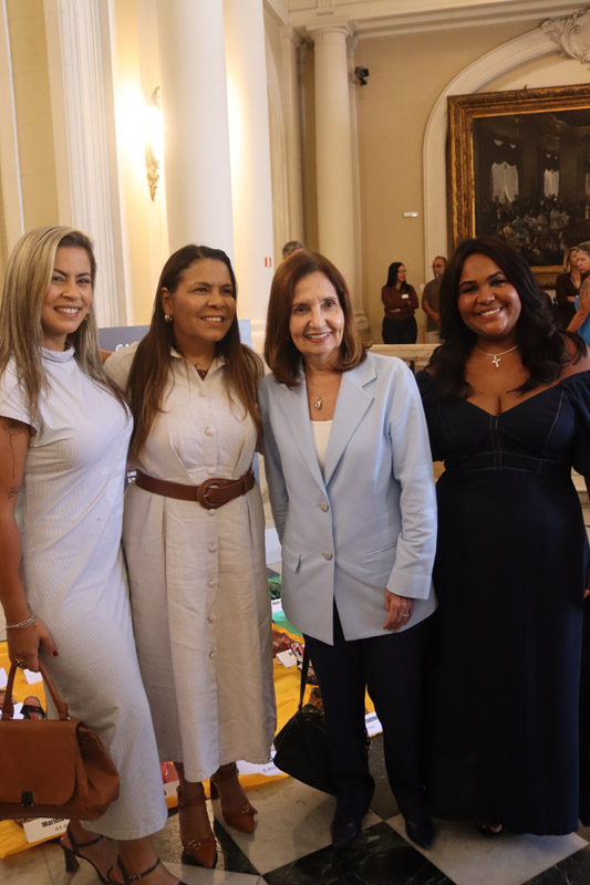 Entrega de Moções à Mulheres Líderes que Inspiram em vários setores político, econômico, social e religioso - Foto: Maria Raiane de Olivera e Adriana Andrade/CMRJ - Sandro Diniz Ascom - Foto 127