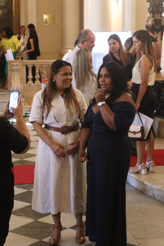 Entrega de Moções à Mulheres Líderes que Inspiram em vários setores político, econômico, social e religioso - Foto: Maria Raiane de Olivera e Adriana Andrade/CMRJ - Sandro Diniz Ascom - Foto 135