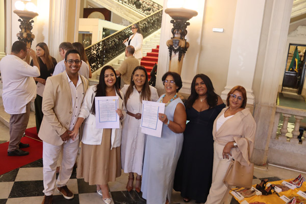 Entrega de Moções à Mulheres Líderes que Inspiram em vários setores político, econômico, social e religioso - Foto: Maria Raiane de Olivera e Adriana Andrade/CMRJ - Sandro Diniz Ascom - Foto 138