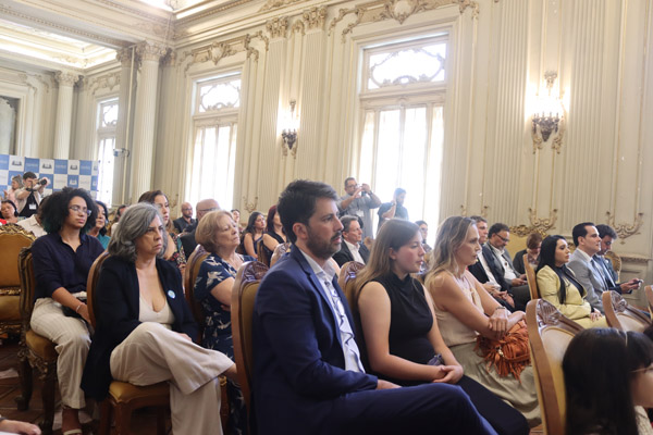 Entrega de Moções aos Diplomatas Civis do Estado do Rio de Janeiro - Fotos: Lucas Diniz/CMRJ / Sandro Diniz Ascom - Foto 17