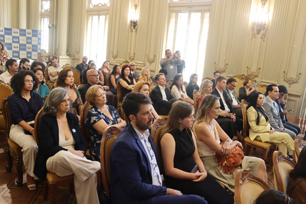 Entrega de Moções aos Diplomatas Civis do Estado do Rio de Janeiro - Fotos: Lucas Diniz/CMRJ / Sandro Diniz Ascom - Foto 18