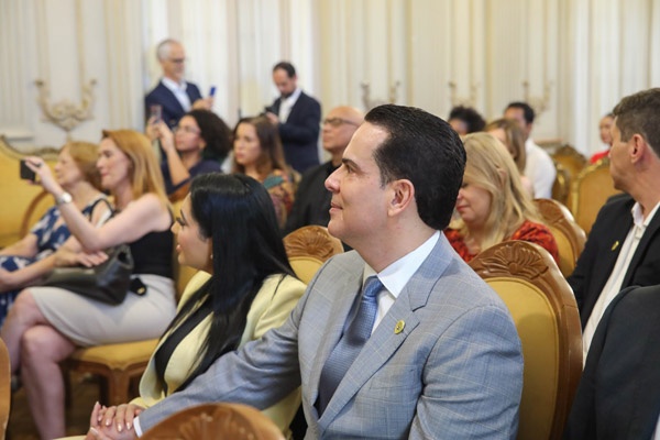 Entrega de Moções aos Diplomatas Civis do Estado do Rio de Janeiro - Fotos: Lucas Diniz/CMRJ / Sandro Diniz Ascom - Foto 63