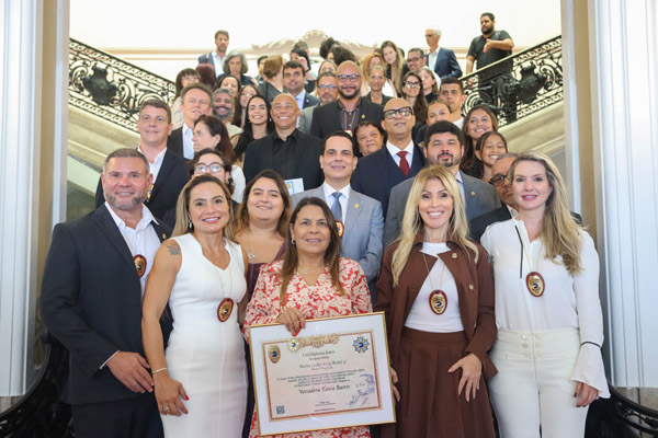 Entrega de Moções aos Diplomatas Civis do Estado do Rio de Janeiro - Fotos: Lucas Diniz/CMRJ / Sandro Diniz Ascom