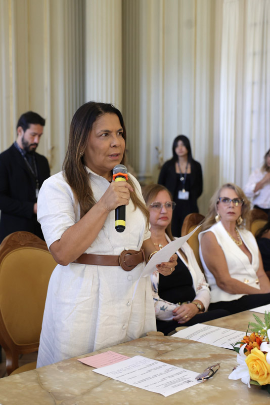 Entrega de Moções à Mulheres Líderes que Inspiram em vários setores político, econômico, social e religioso - Foto: Maria Raiane de Olivera e Adriana Andrade/CMRJ - Sandro Diniz Ascom - Foto 5