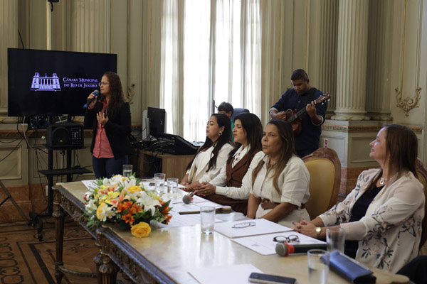 Entrega de Moções à Mulheres Líderes que Inspiram em vários setores político, econômico, social e religioso - Foto: Maria Raiane de Olivera e Adriana Andrade/CMRJ - Sandro Diniz Ascom - Foto 25