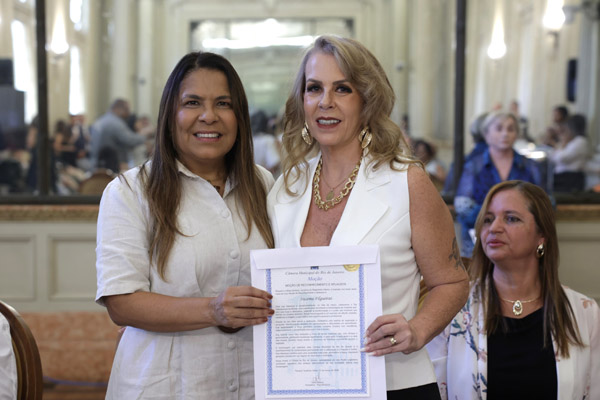Entrega de Moções à Mulheres Líderes que Inspiram em vários setores político, econômico, social e religioso - Foto: Maria Raiane de Olivera e Adriana Andrade/CMRJ - Sandro Diniz Ascom - Foto 39
