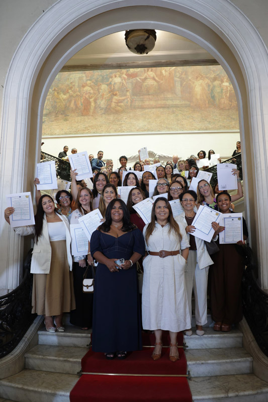 Entrega de Moções à Mulheres Líderes que Inspiram em vários setores político, econômico, social e religioso - Foto: Maria Raiane de Olivera e Adriana Andrade/CMRJ - Sandro Diniz Ascom - Foto 43