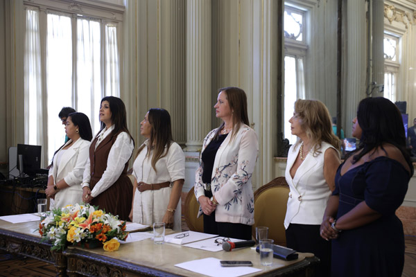 Entrega de Moções à Mulheres Líderes que Inspiram em vários setores político, econômico, social e religioso - Foto: Maria Raiane de Olivera e Adriana Andrade/CMRJ - Sandro Diniz Ascom - Foto 58