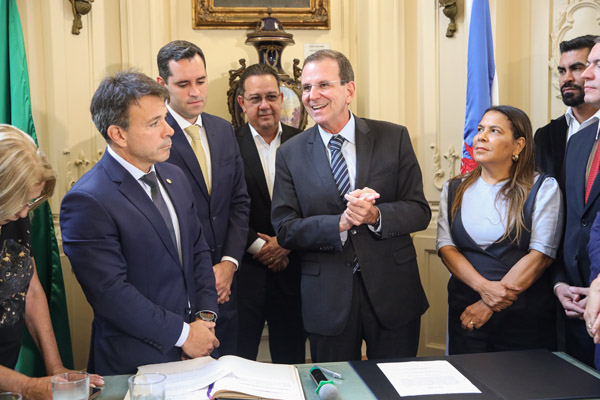 Posse do Prefeito Eduardo Cavaliere - Fotos: Renan Olaz/CMRJ - Foto 2