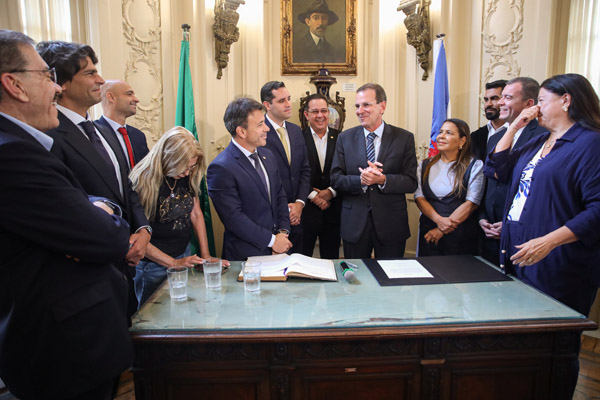 Posse do Prefeito Eduardo Cavaliere - Fotos: Renan Olaz/CMRJ - Foto 5