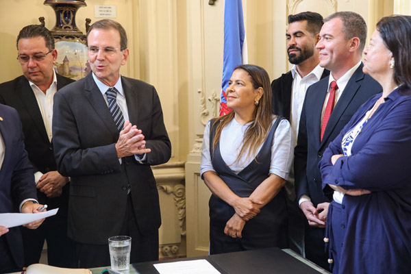 Posse do Prefeito Eduardo Cavaliere - Fotos: Renan Olaz/CMRJ - Foto 11