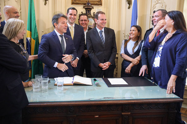 Posse do Prefeito Eduardo Cavaliere - Fotos: Renan Olaz/CMRJ - Foto 21