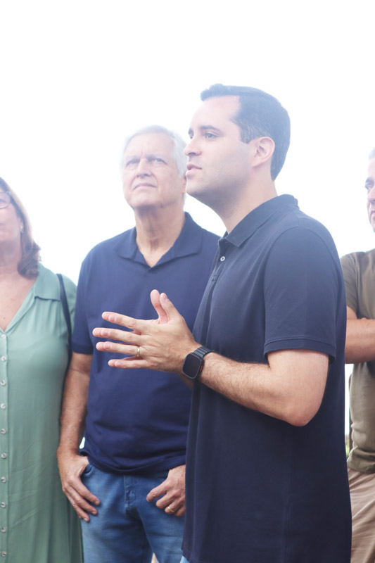 Vereadora presta homenagem a ator insulano - Foto 5