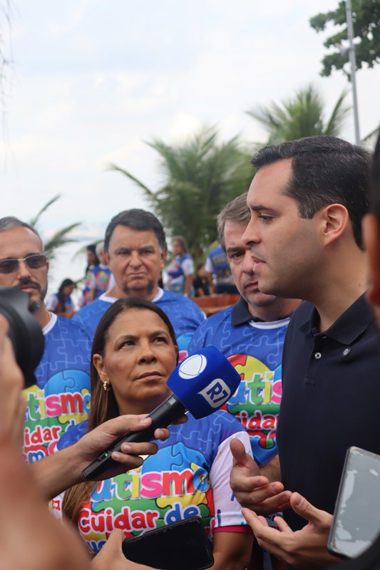 Vereadora Tânia Bastos reforça compromisso com inclusão durante Caminhada do Autismo na Ilha do Governador - Foto 3