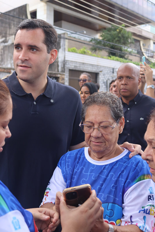 Vereadora Tânia Bastos reforça compromisso com inclusão durante Caminhada do Autismo na Ilha do Governador - Foto 10