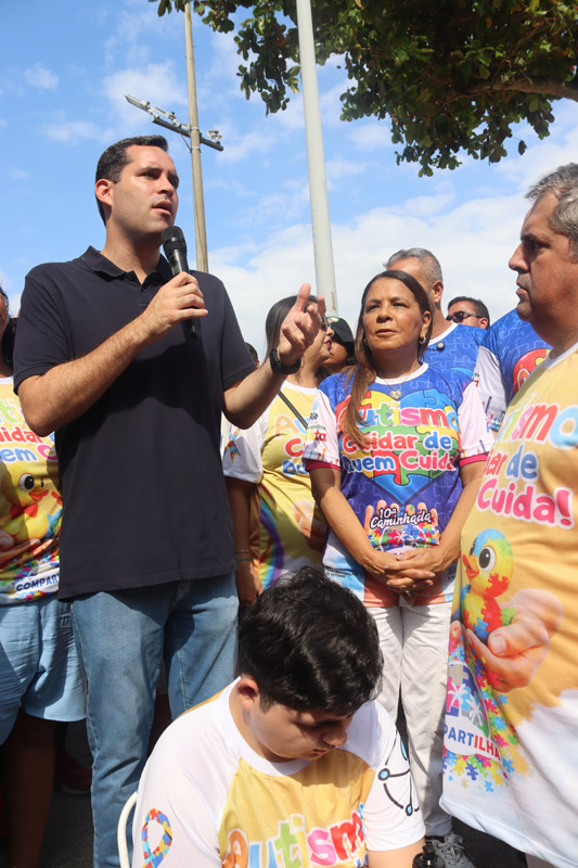 Vereadora Tânia Bastos reforça compromisso com inclusão durante Caminhada do Autismo na Ilha do Governador - Foto 26