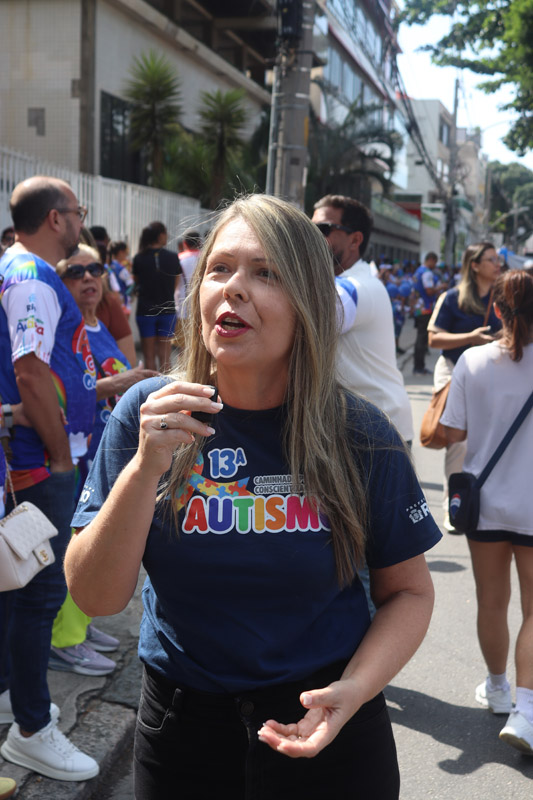 Vereadora Tânia Bastos reforça compromisso com inclusão durante Caminhada do Autismo na Ilha do Governador - Foto 56