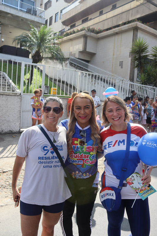 Vereadora Tânia Bastos reforça compromisso com inclusão durante Caminhada do Autismo na Ilha do Governador - Foto 71