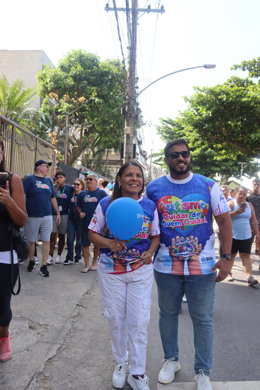Vereadora Tânia Bastos reforça compromisso com inclusão durante Caminhada do Autismo na Ilha do Governador - Foto 83