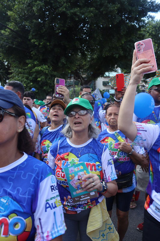 Vereadora Tânia Bastos reforça compromisso com inclusão durante Caminhada do Autismo na Ilha do Governador - Foto 99