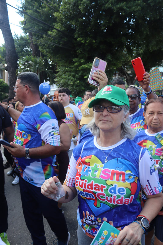 Vereadora Tânia Bastos reforça compromisso com inclusão durante Caminhada do Autismo na Ilha do Governador - Foto 100
