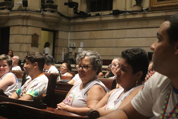 Entrega de moções à personalidades que atuam na militância de pessoa com transtorno de espectro autista - Fotos: Cicero Rodrigues/CMRJ e Ascom Tânia Bastos - Foto 26