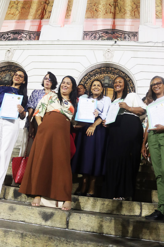 Entrega de moções à personalidades que atuam na militância de pessoa com transtorno de espectro autista - Fotos: Cicero Rodrigues/CMRJ e Ascom Tânia Bastos - Foto 71