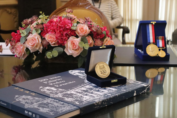 Entrega da Medalha Pedro Ernesto à Sra. Kárin Emmerich - Fotos: Cicero Rodrigues/CMRJ - Ascom Tânia Bastos - Foto 78