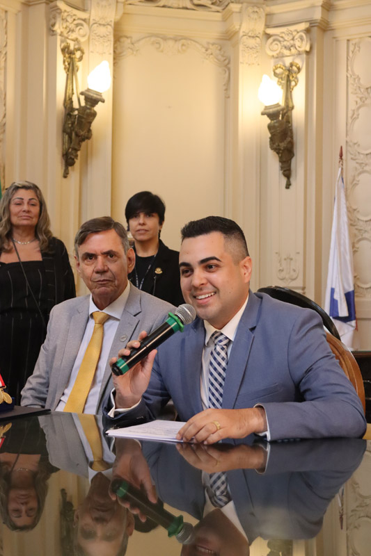 Entrega da Medalha Pedro Ernesto à Sra. Kárin Emmerich - Fotos: Cicero Rodrigues/CMRJ - Ascom Tânia Bastos - Foto 82