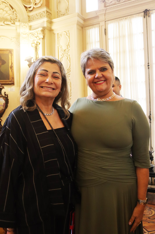 Entrega da Medalha Pedro Ernesto à Sra. Kárin Emmerich - Fotos: Cicero Rodrigues/CMRJ - Ascom Tânia Bastos - Foto 95