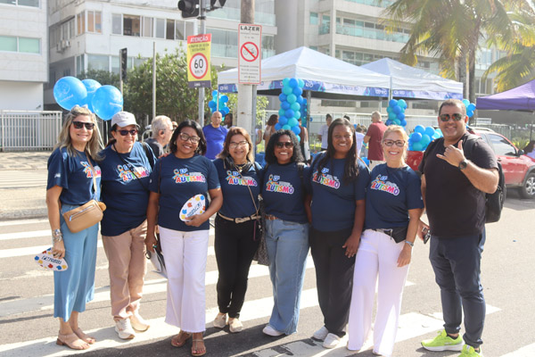 Caminhar pelo autismo no Leblon foi mais que um evento: foi amor em movimento - Foto 11