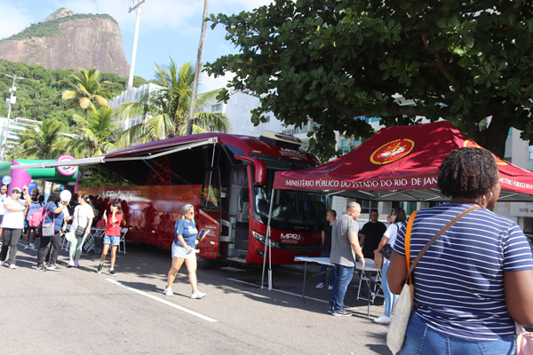 Caminhar pelo autismo no Leblon foi mais que um evento: foi amor em movimento - Foto 26