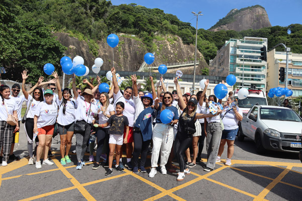 Caminhar pelo autismo no Leblon foi mais que um evento: foi amor em movimento - Foto 76