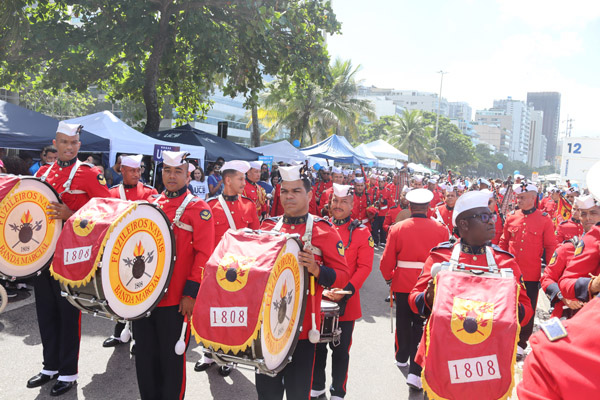 Caminhar pelo autismo no Leblon foi mais que um evento: foi amor em movimento - Foto 112