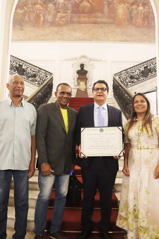 Entrega do título de cidadão honorário do Mun. do RJ ao Sr. Hazenclever Cançado - Cicero Rodrigues/CMRJ / Ascom Ver. Tânia Bastos - Foto 77