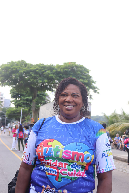 Vereadora Tânia Bastos reforça compromisso com inclusão durante Caminhada do Autismo na Ilha do Governador - Foto 108